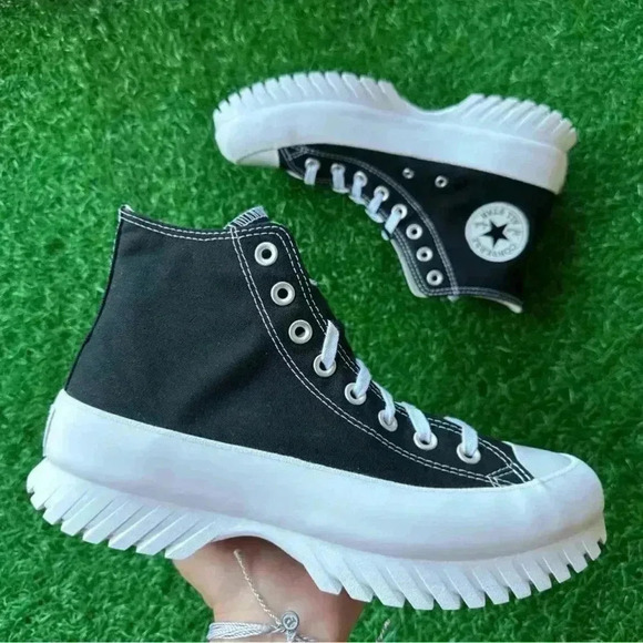 Converse Shoes - ✨New Converse Chuck Taylor All Star Lugged 2.0 Hi